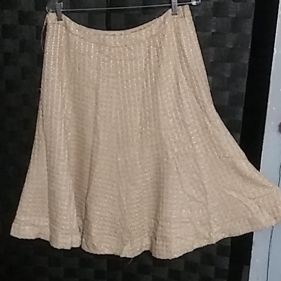 Suit - Picture 7 of 7